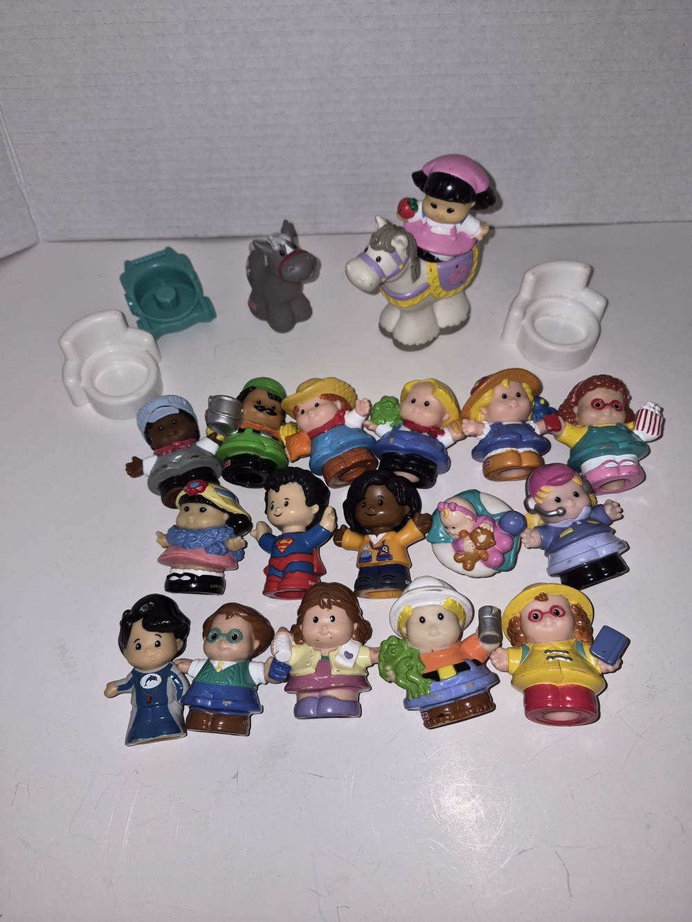Fisher Price Little People Lot Assorted Figures And Animals 19 Toys